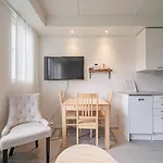 Starveil 207 By Aavalevi Apartament Levi